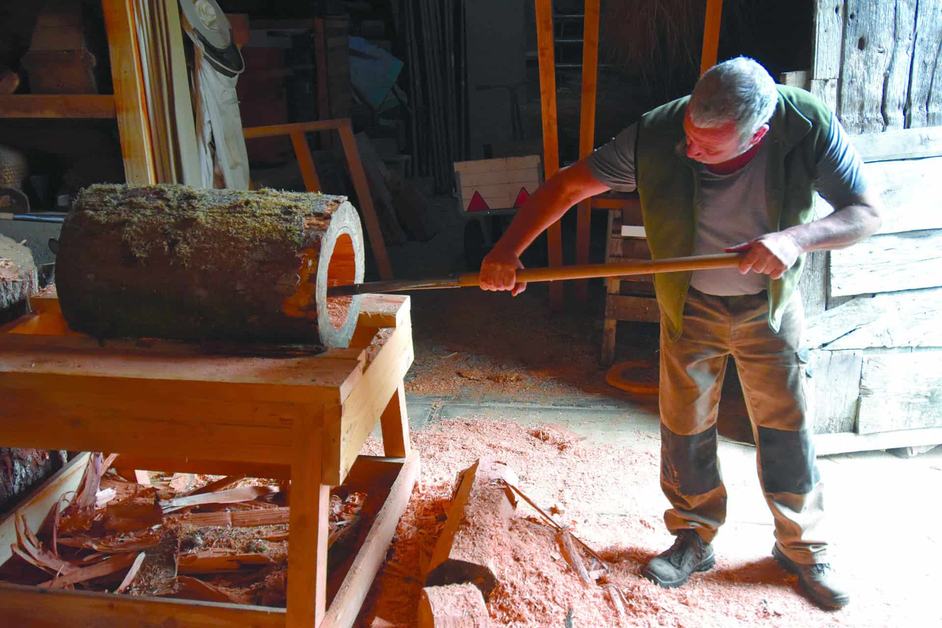Stage Fabrication de hausse en paille pour ruche tronc – Barre des Cévennes (Lozère)